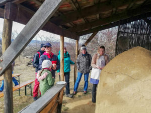 Den otevřených dveří a větrání peřin